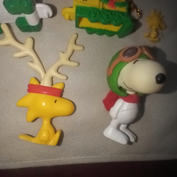 Peanuts tree ornaments🪝 - Picture 4 of 7